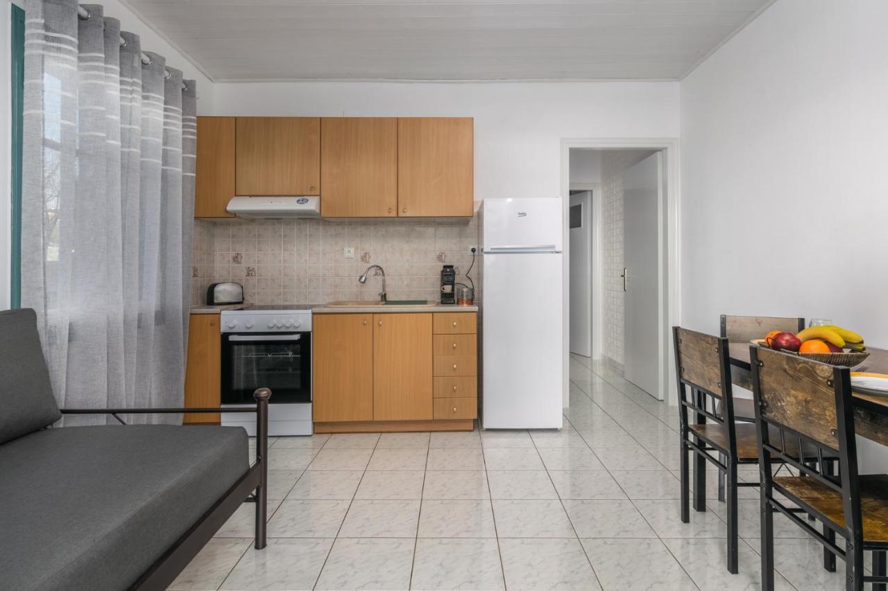 Wood And Stone Apartment Adamantas  Luaran gambar
